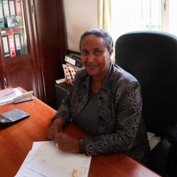 Aster – Daglig leder Master i Developement Management og master i Organisational Leadership.